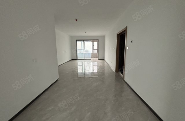 一实验，区政府纯新房明康康盛园，四室两厅，东边户，看房有钥匙