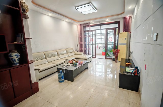 急售文轩，外国语，一中，书香澜庭，芳苑小区精装修三室两厅带储