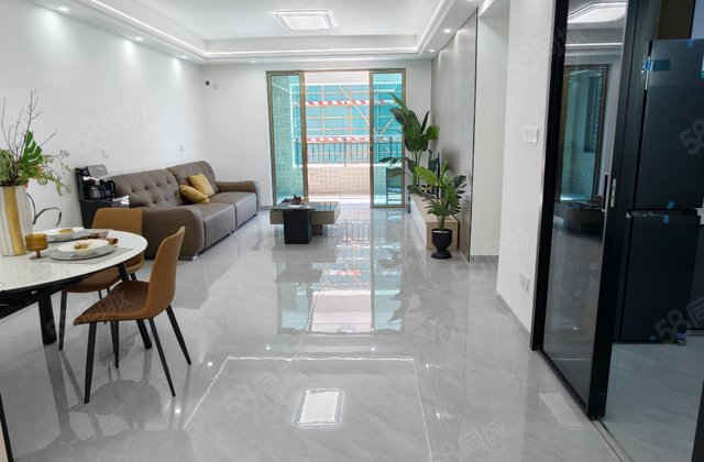 新豪轩锦城3室2厅122㎡53万二手房图片