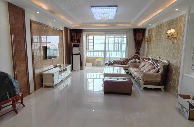 月亮湾D区  前排大平方带储藏室香江商圈育红和