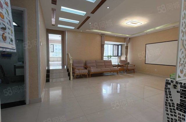 房东急售！大平层精装修 有车位储藏室 有钥匙 中间好楼层