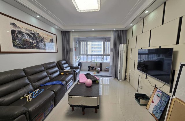 文轩旁 九州国际精装三室 免大税 带车位储藏室 随时看房