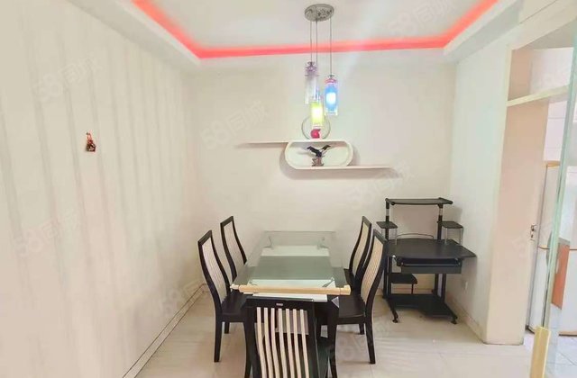 东昌中学  盛泽小区南北通透  好楼层 公摊小