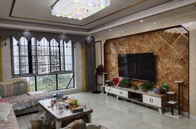 138平 凯北帝景 99万 4室2厅 满五 房东急置换 诚意