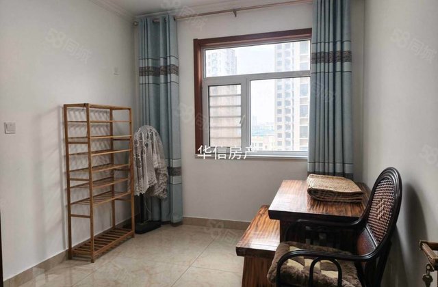 金柱绿城 有电梯 中间楼层采光好 购物方便 正规商品房