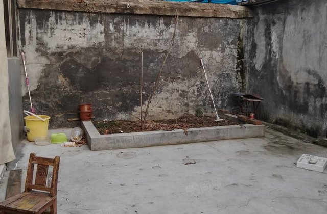 中区政府宿舍3室2厅85㎡106万二手房图片