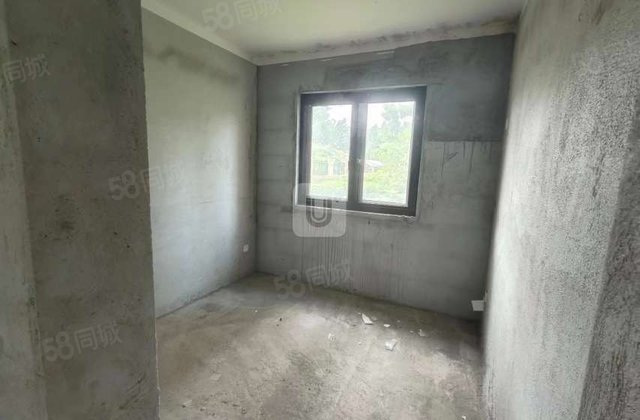 昌建五悦里北大府4室2厅136㎡69万二手房图片