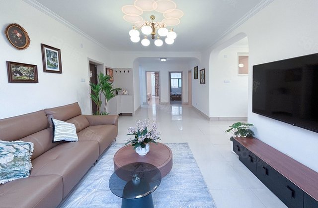 房东急售！人民公园 慧德 萃苑小区 地暖房低楼层 送大车库