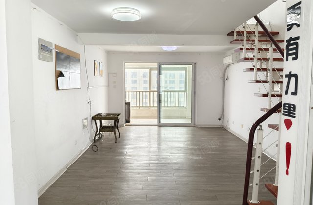 超买一层住两层！38万上下130平！不用买车位随便停！