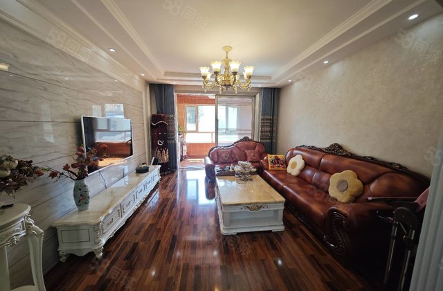 东昌中学 送车位 储藏室 中巨一品家苑 房龄新 购物方便新星