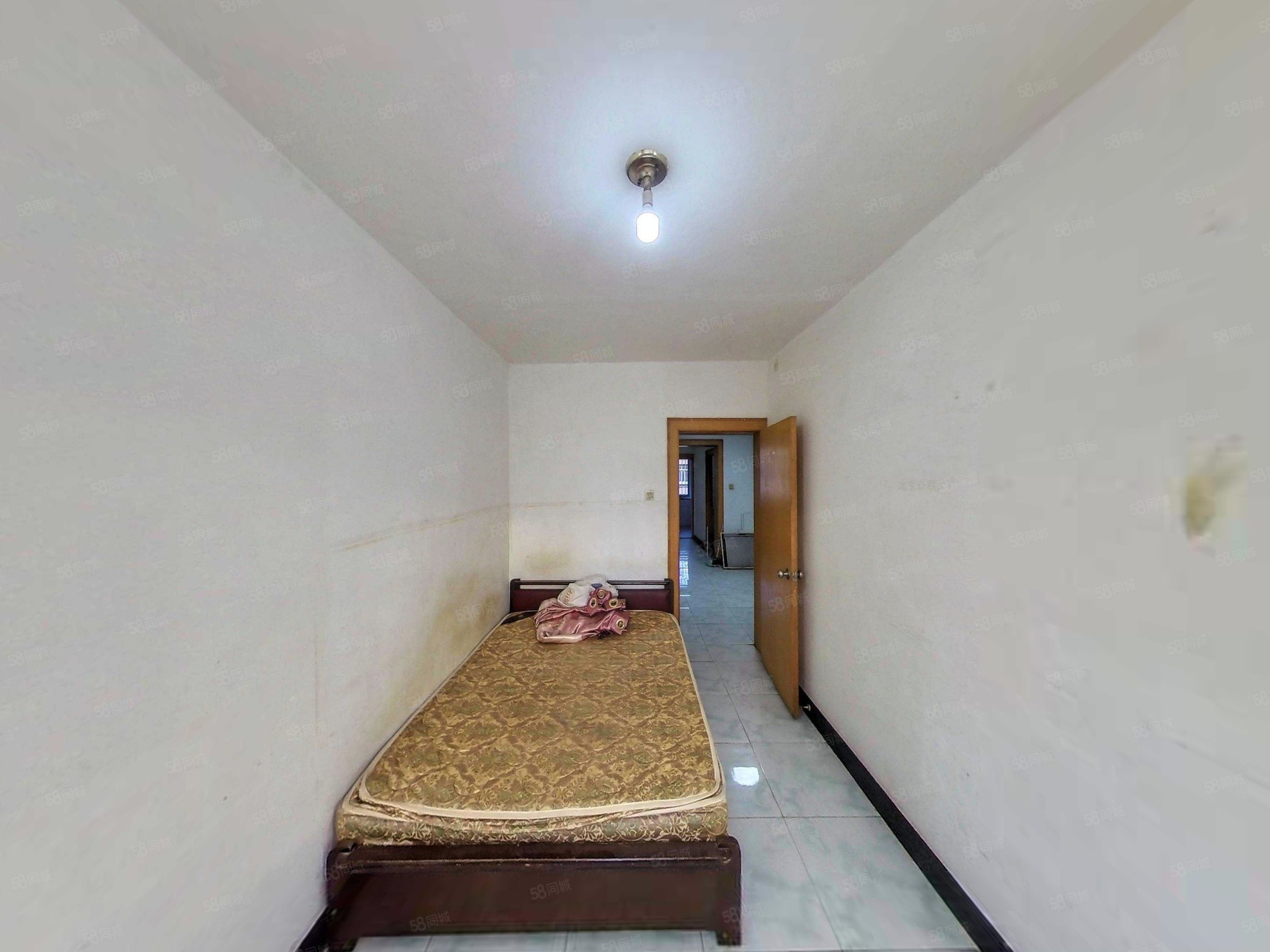 信園2室1廳1衛(wèi)79.76㎡南北159萬