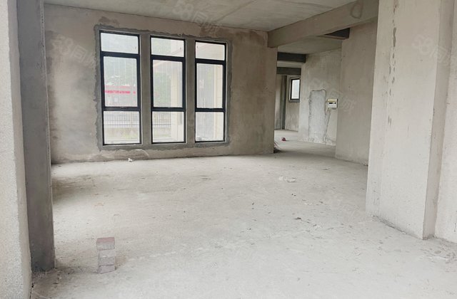 山水同和5室3厅245㎡195万二手房图片