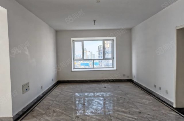 东昌路  文化广场  采光很好  电梯小高层