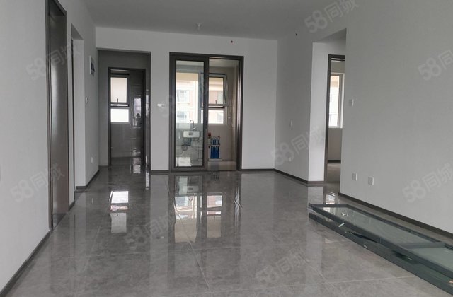 桃李天阅一期现房带车位储藏室 三叶草户型