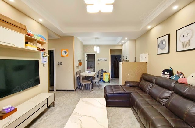 保利狮子湖香樟郡3室2厅101.16㎡110万二手房图片