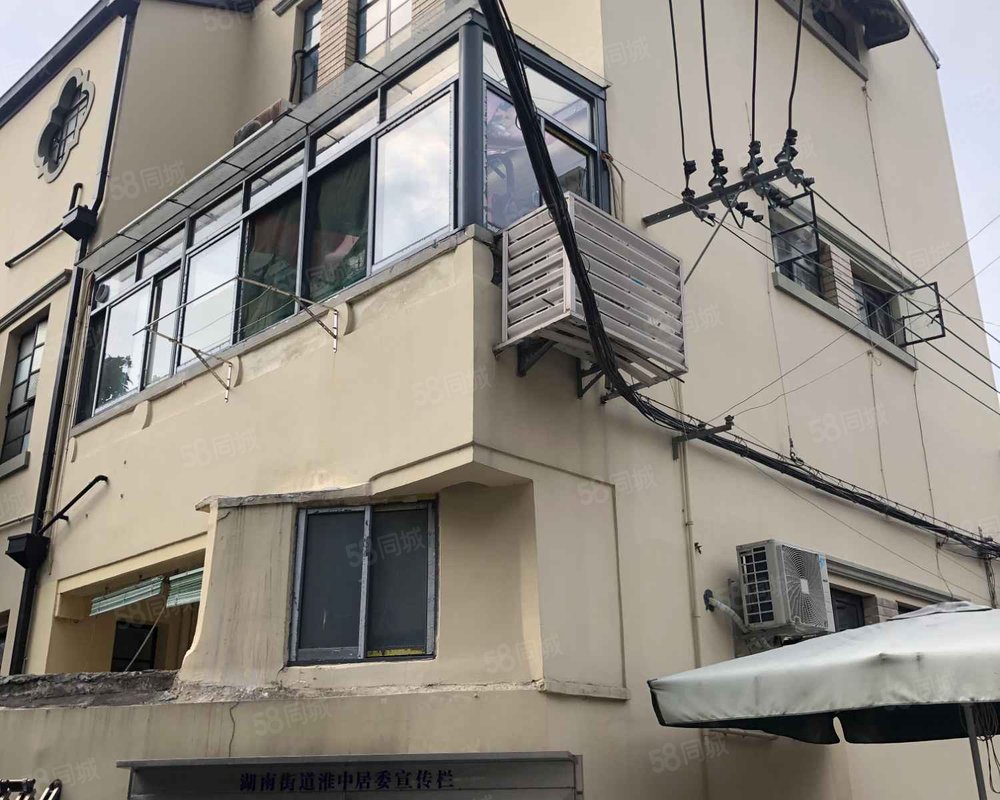 淮海中路1350弄1-18号建筑类别低层|多层总住户数48户产权类别商品房