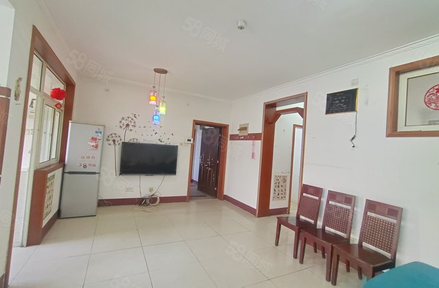 老文轩，中间楼层，新时代C区2室，看房方便，公摊小