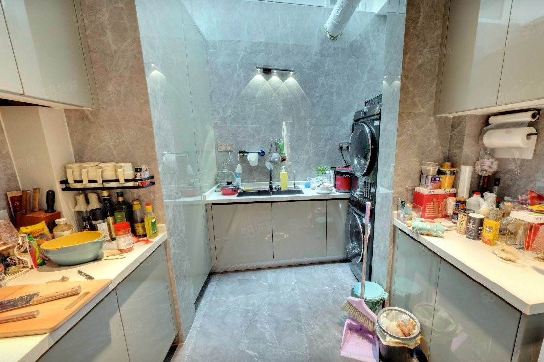 中海天鉆4室2廳3衛(wèi)165.46㎡南北890萬