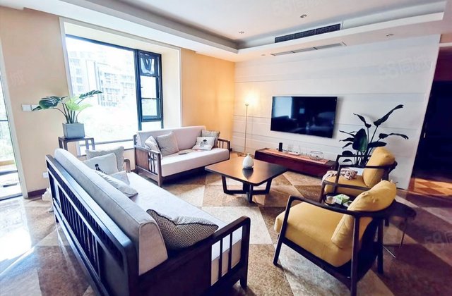 华润翡翠城5期4室2厅163.63㎡628万二手房图片