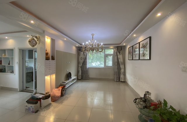 文轩中学本部龙山南区公安局家属院二实验