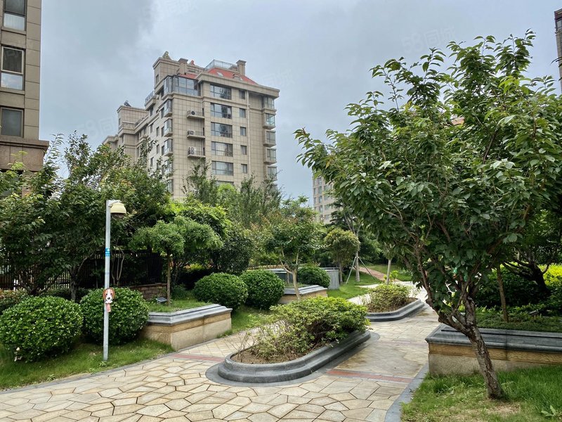 青岛中路威海公园旁住蓝湾怡庭 享高档小区精装四室三卫