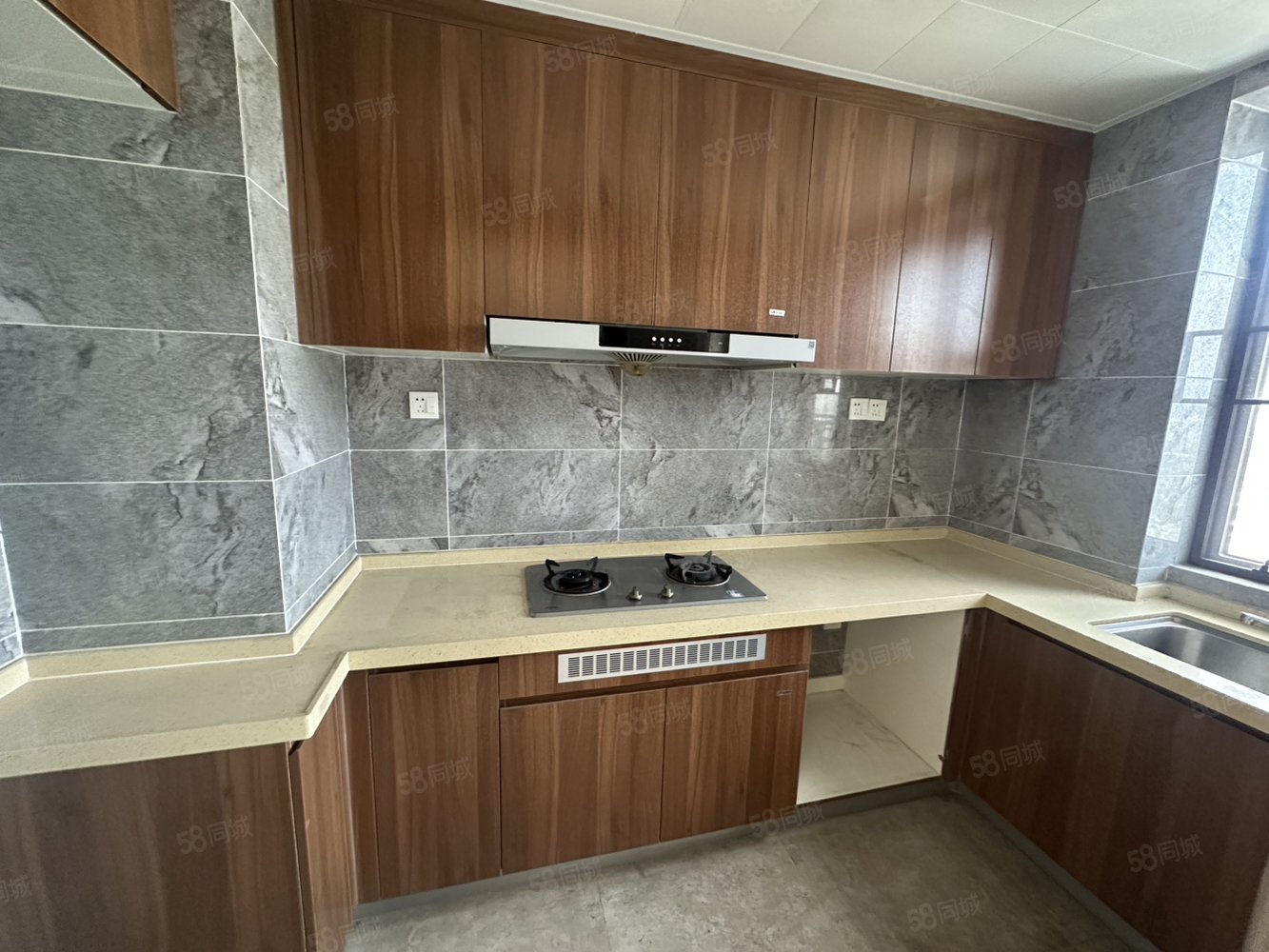 碧桂园天玺湾4室2厅2卫148㎡南北195万