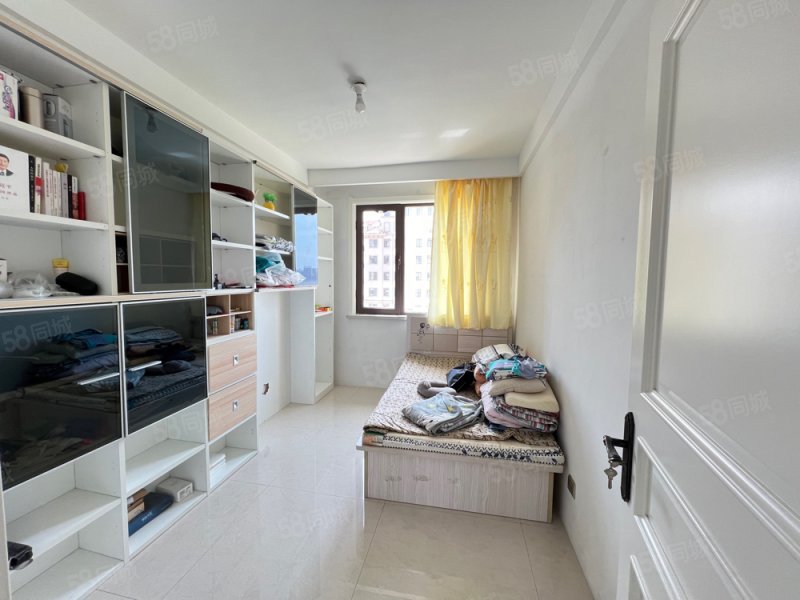 三室两卫,带车位,满五 ,随时看房,碧桂园碧草云天-通辽58同城