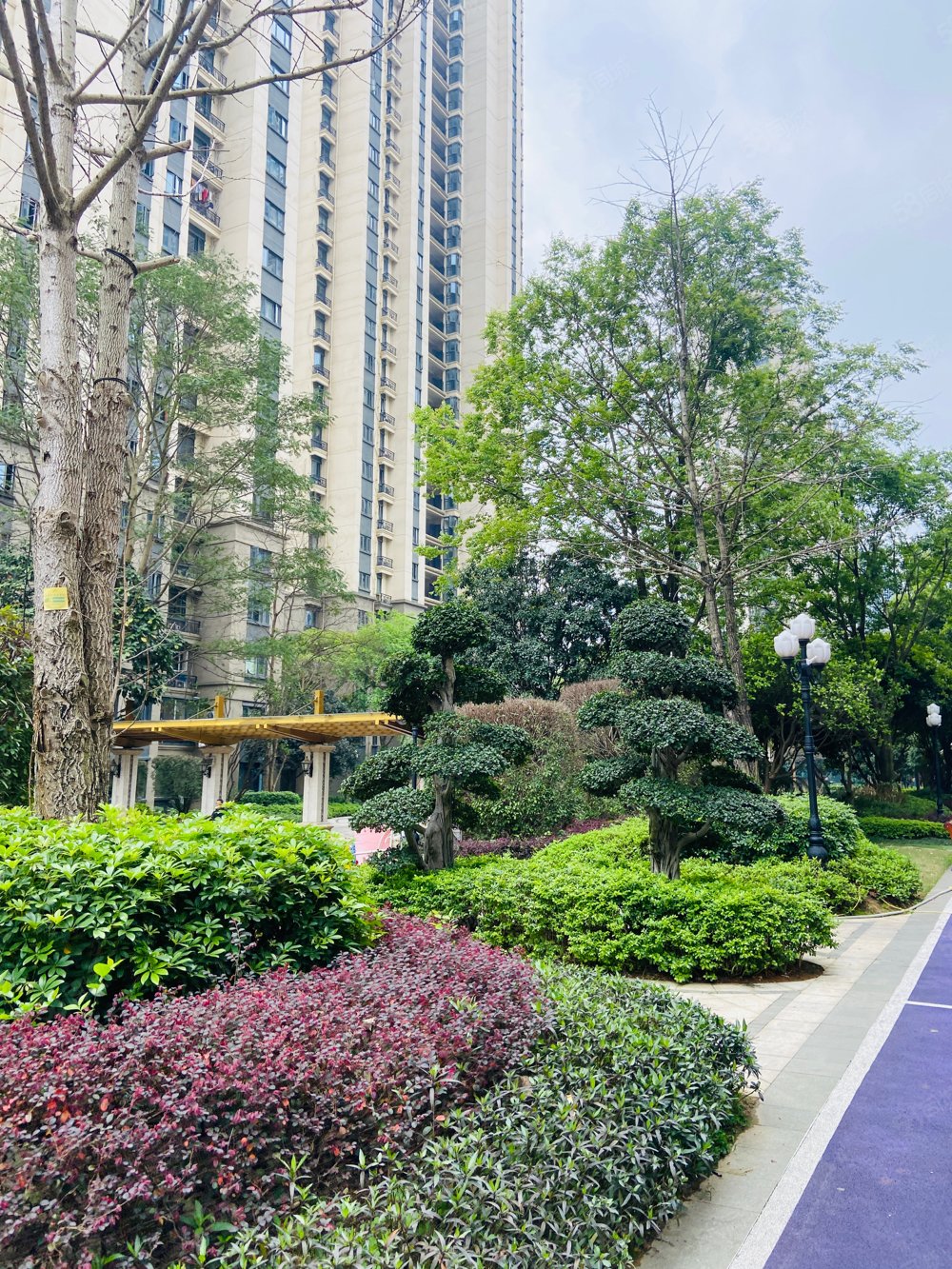 恒大华府大三房 带入户花园 此户型公摊小 业主急售,恒大华府-柳州58