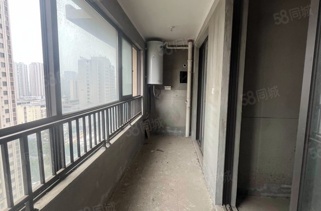 金鹏中国印3室2厅102㎡62万二手房图片