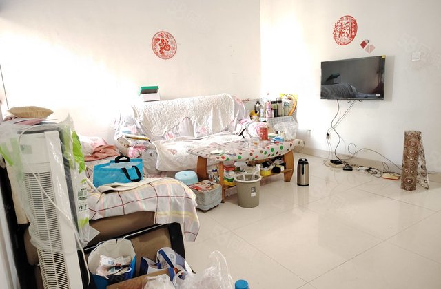 阳光实验香江南北通透 产权清晰 小三居 交通便利 精装好房