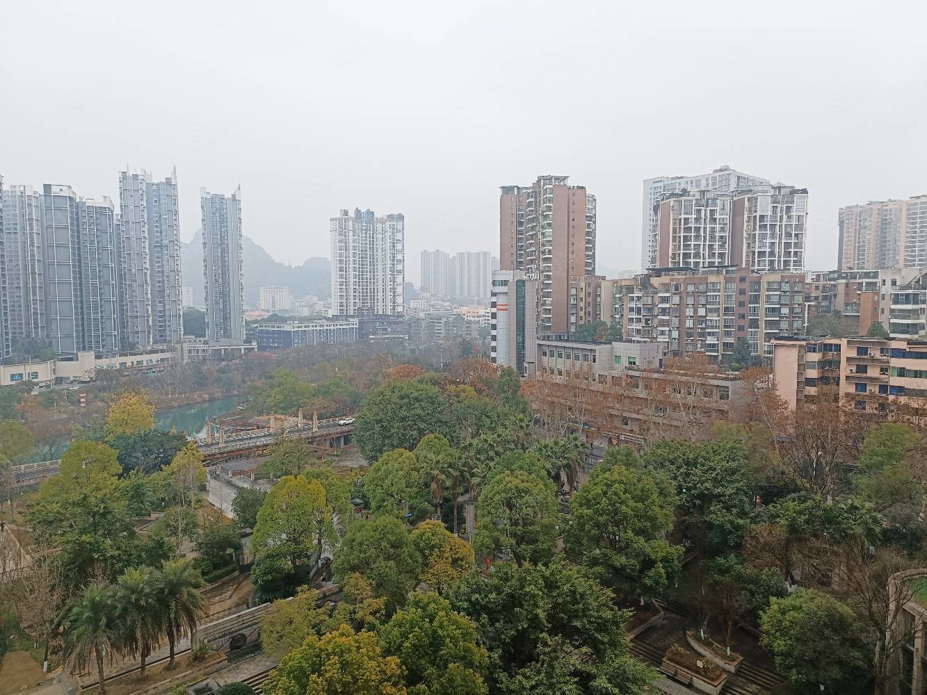 电梯11楼 支持随时看房 有证 可按揭,花果山6号-铜仁58同城