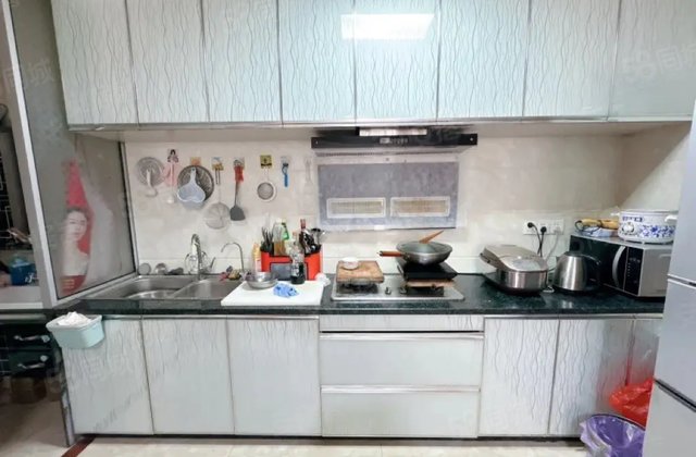 粮油大厦2室2厅65.09㎡38万二手房图片