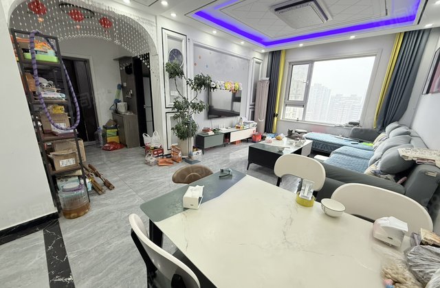 昌润莲城！莲湖新城！精装3室2厅2卫！全天采光！价格好谈！