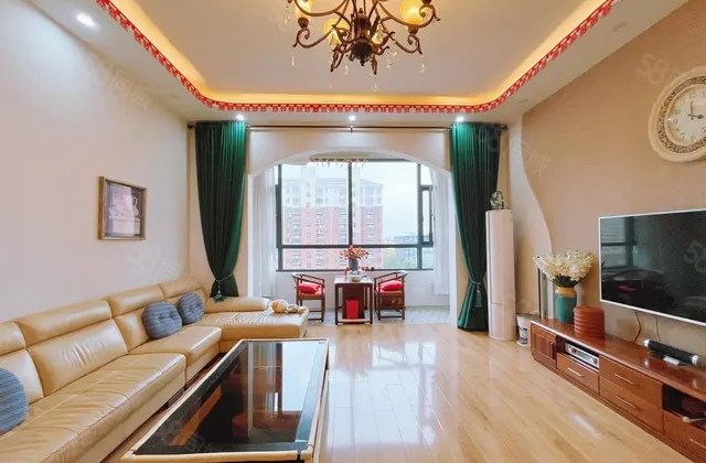 新水名都 电梯洋房 好楼层  错层设计 ！带车位储藏室！