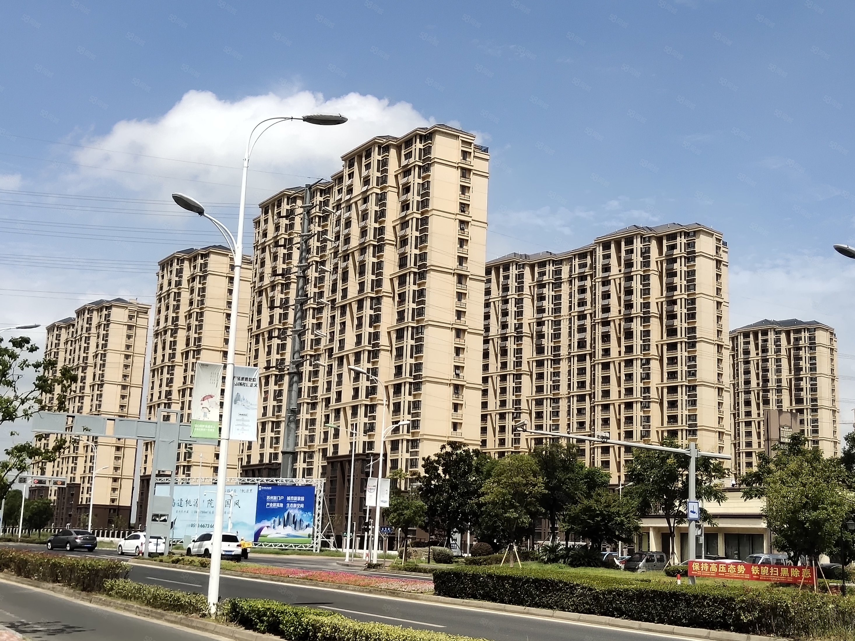 高层边户全新小区政府形象工程交通便利采光全天候