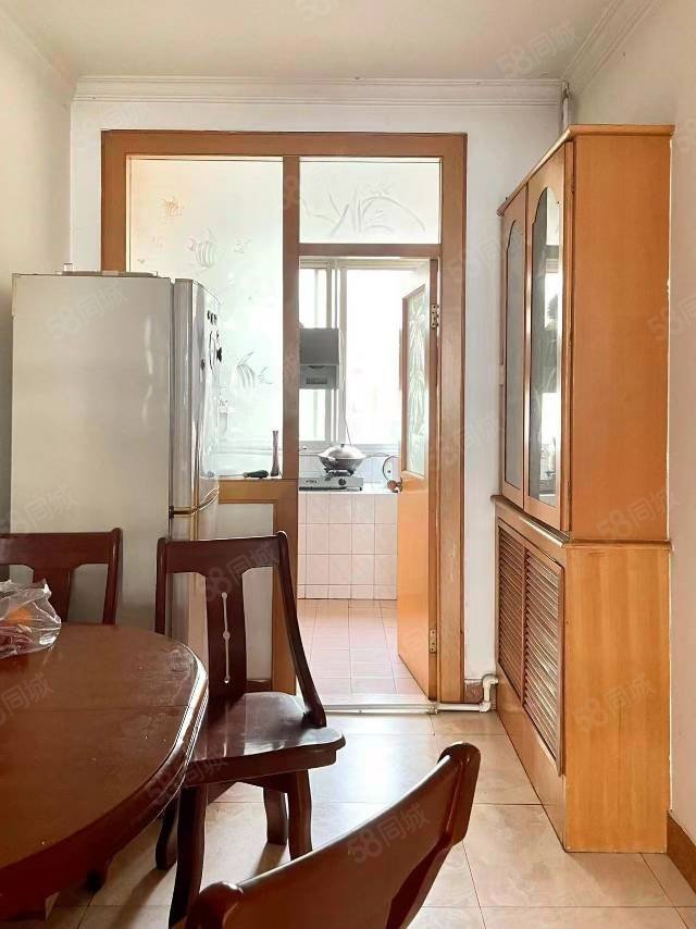 迎秋西里2室2廳1衛(wèi)84.24㎡南北58萬(wàn)