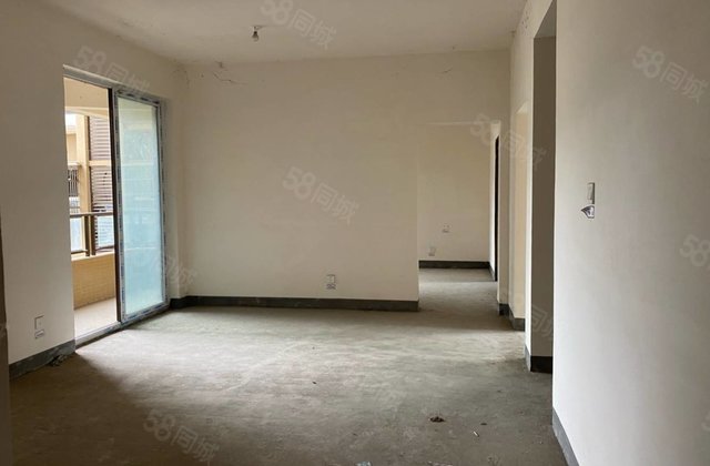 第一江岸3期3室2厅101㎡56万二手房图片