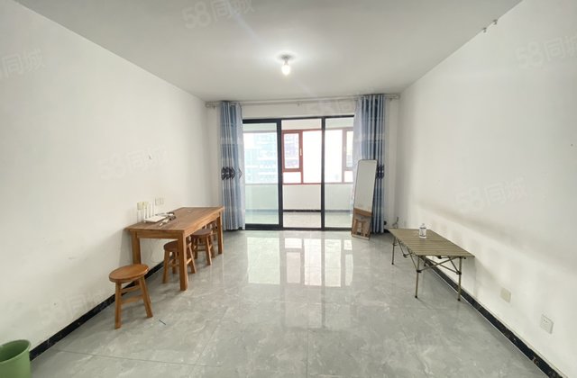 水岸花语 莲湖新城 边户 全明户型带车位 双阳台 元宝户型