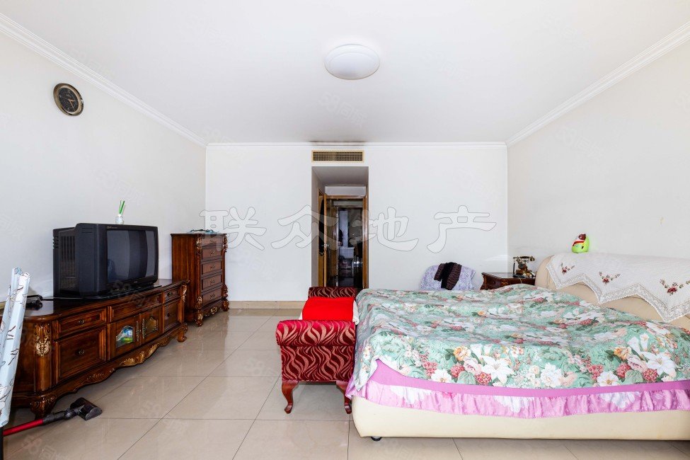 未來假日花園(楓竹苑一區(qū))3室2廳3衛(wèi)264.22㎡南北1380萬