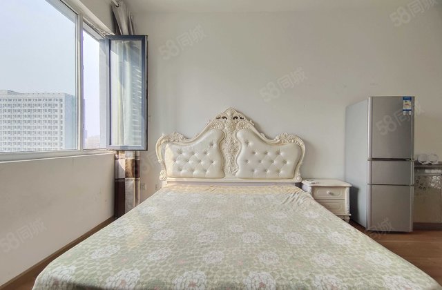 华强新天地1室1厅37㎡21万二手房图片