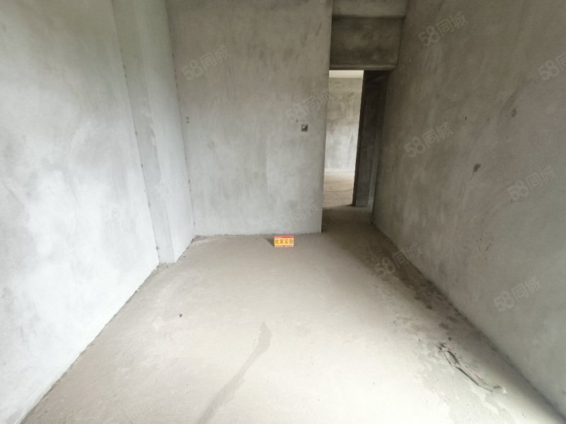 锦绣翰林3室2厅2卫116㎡南北62.8万