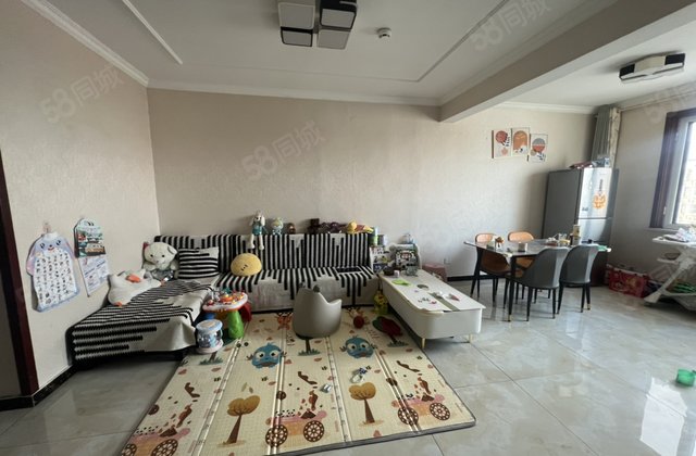 水城雅居 三室 电梯房 40来万 仅售40来万 有证 香江