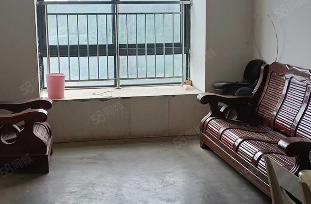 联福家园2室2厅78㎡33万二手房图片