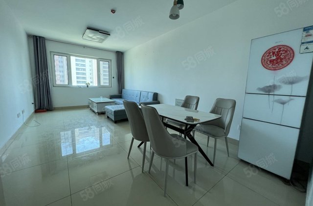 明康文馨园三室两厅一卫，带车位储藏室免大税，