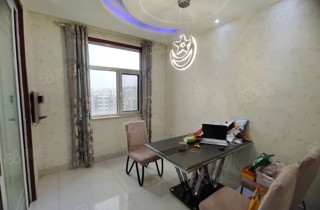 捡  了 二中附近 书香东郡 精装三室两厅 免大税送车位