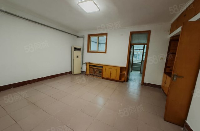 兴华路，东昌本部，多层三楼，三室两厅，随时看房