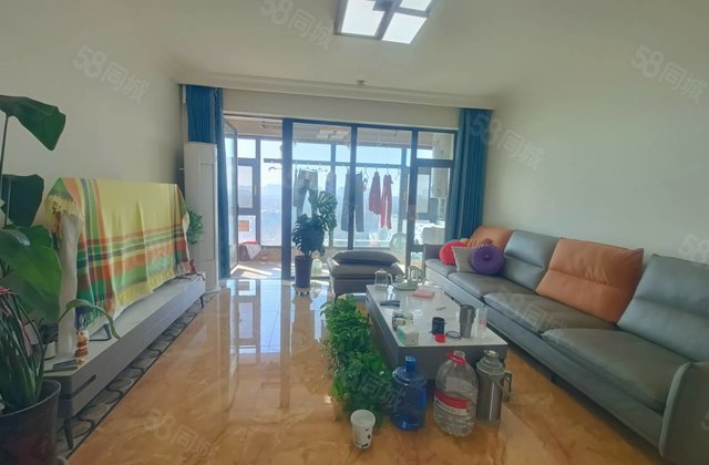 急售！锦绣学府！翡丽湾送储藏室车位  可按揭