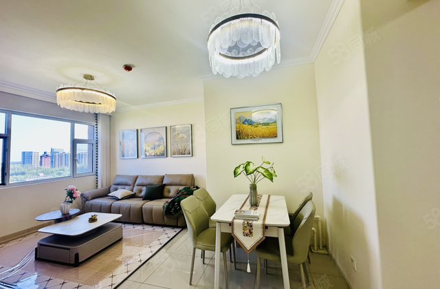 新城邦 精装三室 电梯房 车位储全送全新家具家电 香江嘉明