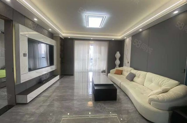 东方塞纳3室2厅137㎡65万二手房图片