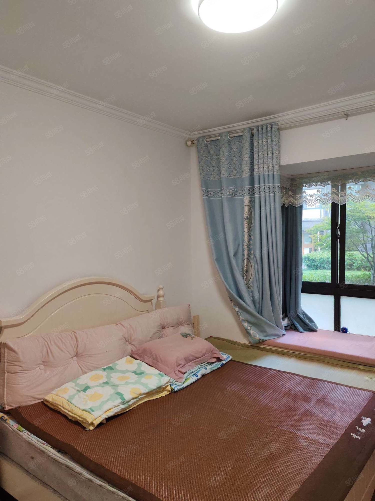 东湖花苑3室2厅2卫118㎡南北92万